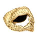Elegant Gold Woven Knotted Handbag - Image 2
